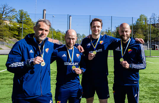 Djurgårdens tränare Martin Andersson (v), fystränare