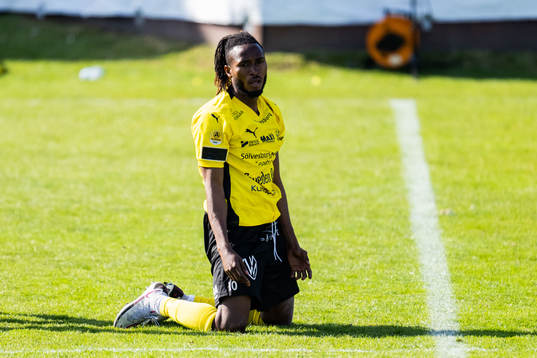 Mjällbys Mamudu Moro deppar