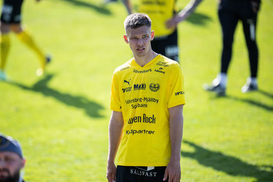 Mjällbys Arvid Brorsson deppar