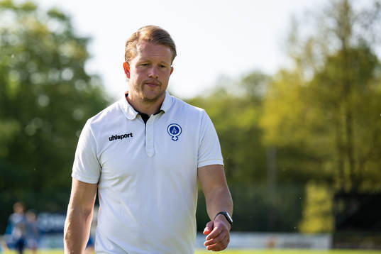 Åtvidabergs FFs tränare Anders Bååth deppar
