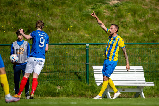 Eskilsminne IFs Casper Seger reagerar