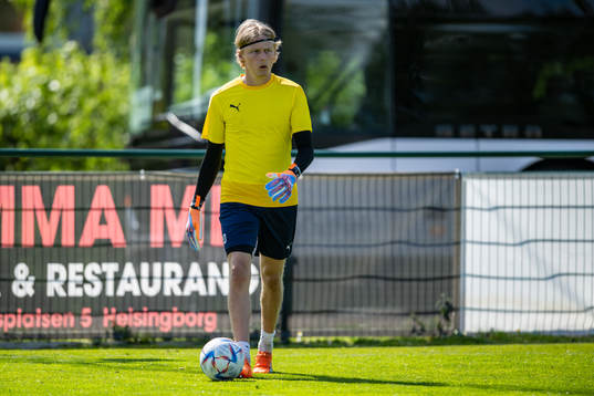 Eskilsminne IFs målvakt Elliot Nilsson