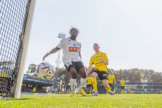 Häckens Ibrahim Sadiq gör 0-2 målet