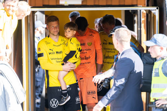 Mjällbys David Löfquist deppar