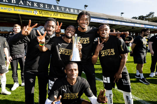 Häckens Blair Turgott, Ibrahim Sadiq, Franklin Tebo