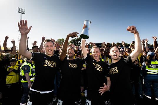 23051  Häckens Even Hovland, Ola Kamara, Tomas Olai