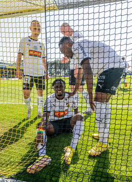 Häckens Ibrahim Sadiq har ont