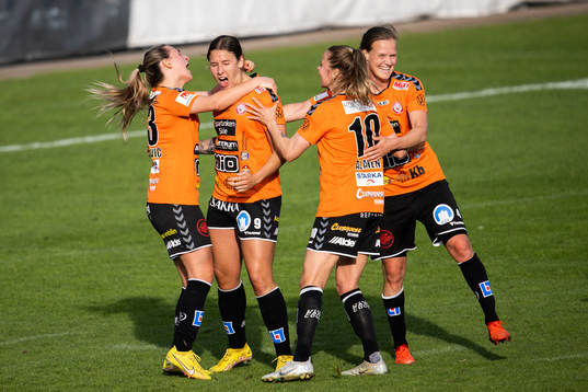 Kristianstads Tabitha Michelle Tindell jublar