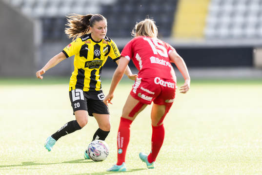Häckens Alexandra Hellekant