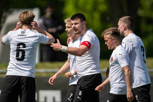 Hittarp IKs spelare jubel