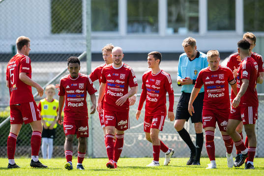 Nässjö FFs Milos Mladenovic jublar