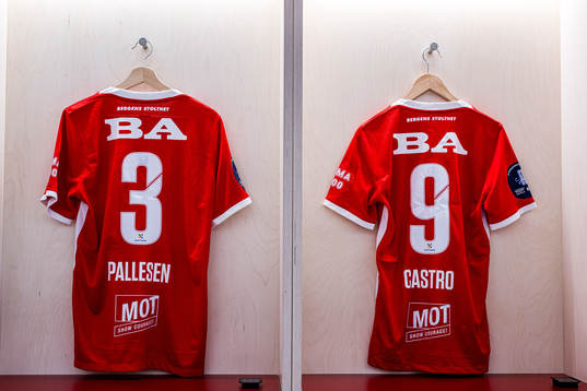 The shirt of Fredrik Pallesen Knudsen and Niklas Castro of
