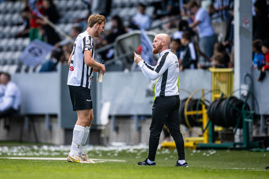 Landskronas Melker Jonsson och assisterande tränare Max
