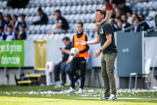 Örebros huvudtränare Christian Järdler