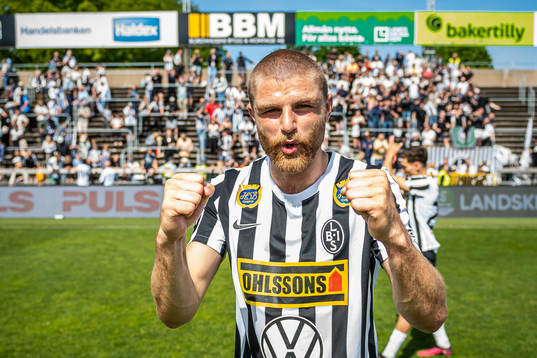 Landskronas Erik Hedenquist jublar