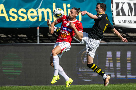 Degerfors Dijan Vukojevic och AIKs Jetmir Haliti
