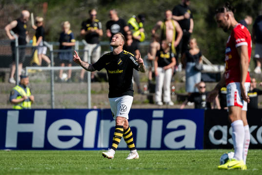 AIKs John Guidetti jublar