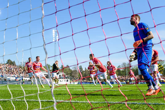 Degerfors Diego De Jesus Campos Ballestero skjuter 1-0 och