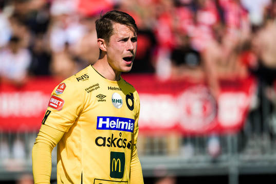Degerfors målvakt Jonas Olsson