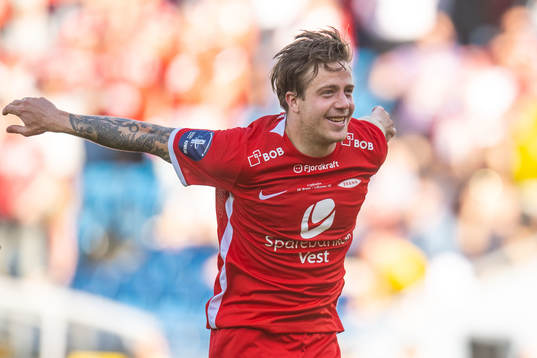 Frederik Lindbøg Børsting of Brann celebrates