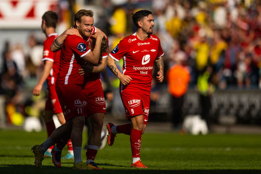 Bård Finne of Brann celebrates