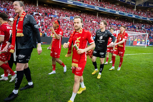 Bård Finne of Brann celebrates