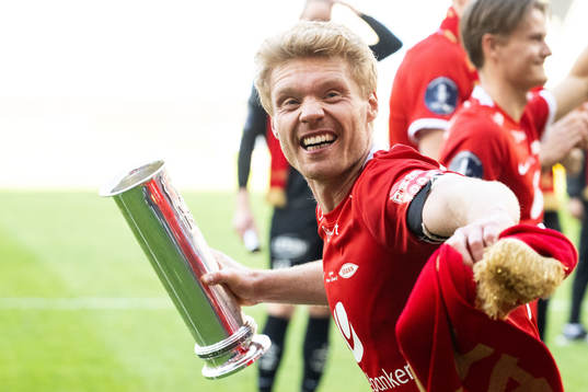 Sivert Heltne Nilsen of Brann celebrates