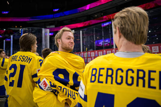 Alexander Nylander of Sweden at a practice session