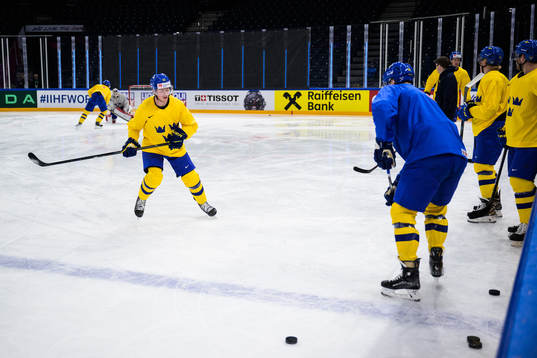 Lucas Raymond of Sweden at a practice session