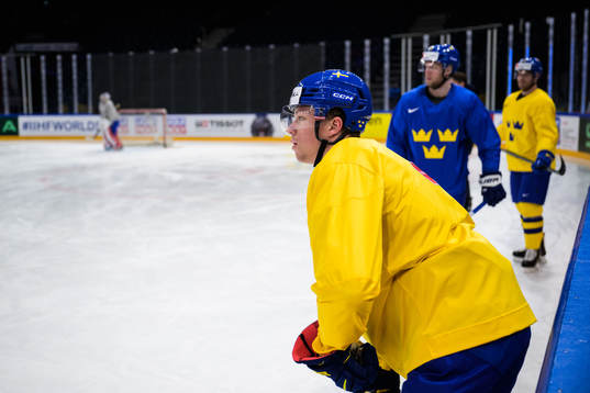 Lucas Raymond of Sweden at a practice session