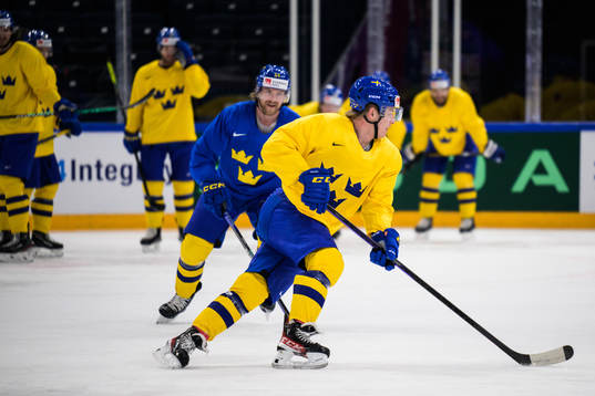 Anton Lindholm and Jonatan Berggren of Sweden at a practice