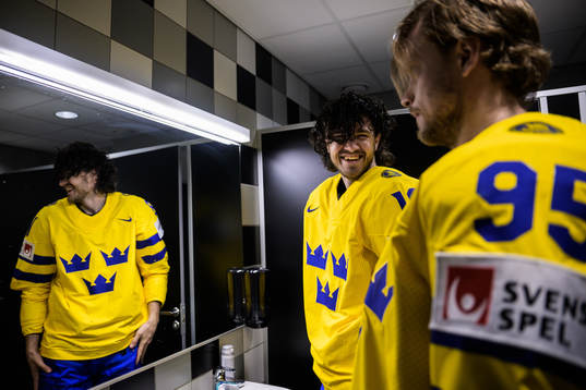 Dennis Everberg and Jacob de la Rose of Sweden