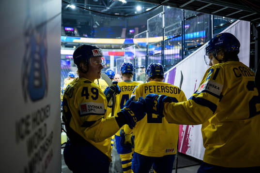 Fabian Zetterlund and Leo Carlsson of Sweden