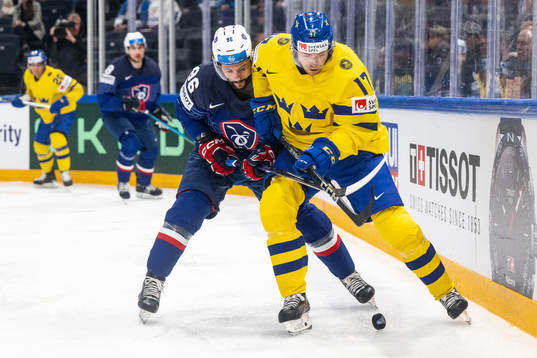 Loic Farnier of France and Pär Lindholm of Sweden