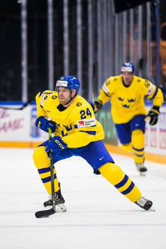 Oscar Lindberg of Sweden