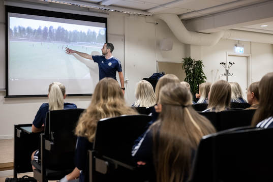 Ledare för STFF