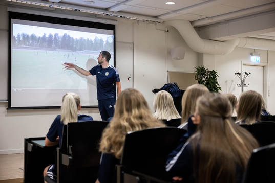 Ledare för STFF