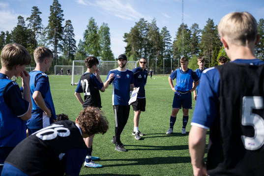 Spelare och ledare i Örebro läns Fotbollförbund