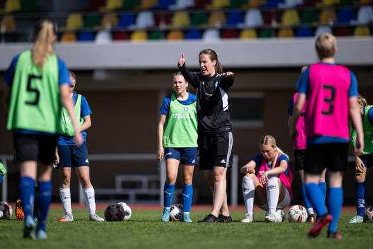 Spelare och ledare i Värmlands Fotbollförbund