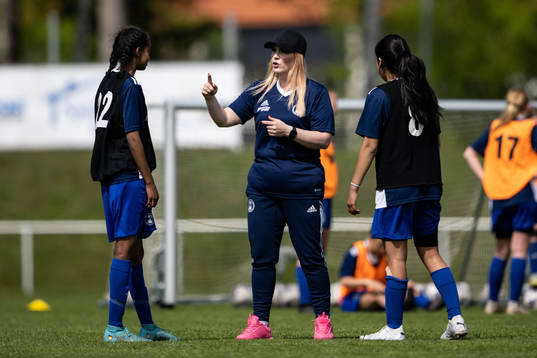 Spelare och ledare i Västmanlands fotbollförbund
