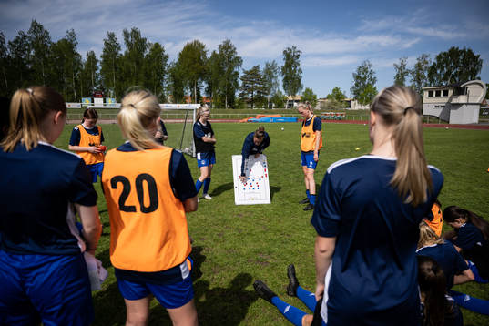 Spelare och ledare i Västmanlands fotbollförbund