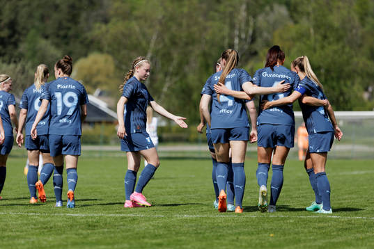 Malmö FF spelare jublar
