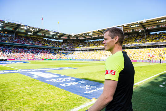 Sigurd Smehus Kringstad, fourth official