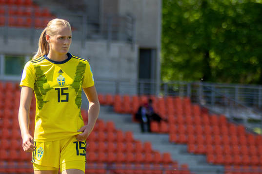Lykke Ihrfelt of Sweden
