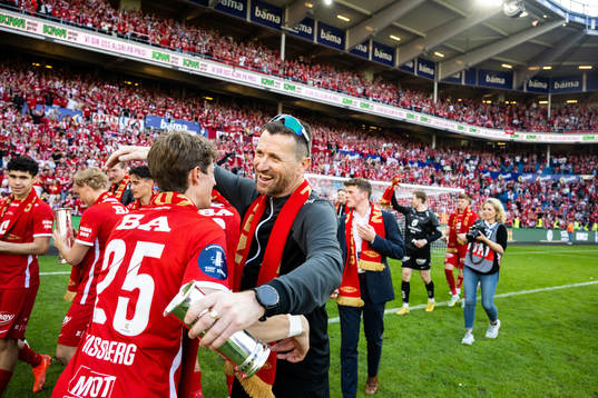 Niklas Jensen Wassberg and head coach Eirik Horneland of