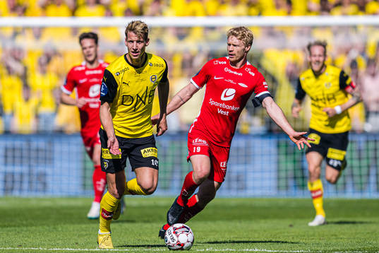 Thomas Lehne Olsen of Lillestrøm and Sivert Heltne Nilsen