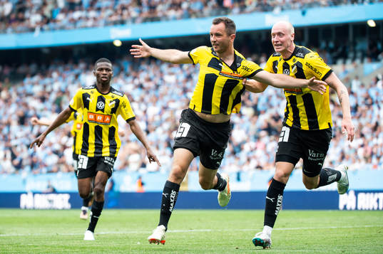 Häckens Even Hovland jublar