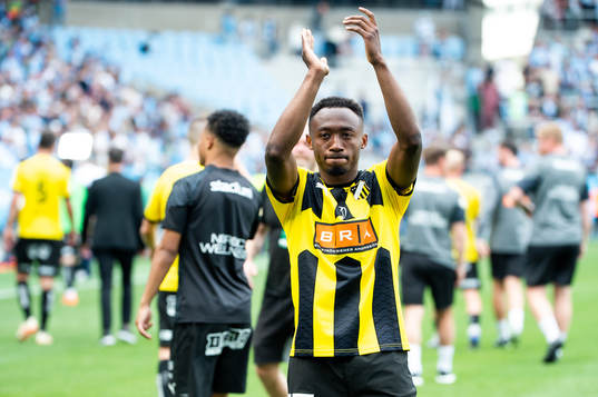 Häckens Benie Adama Traore tackar publiken