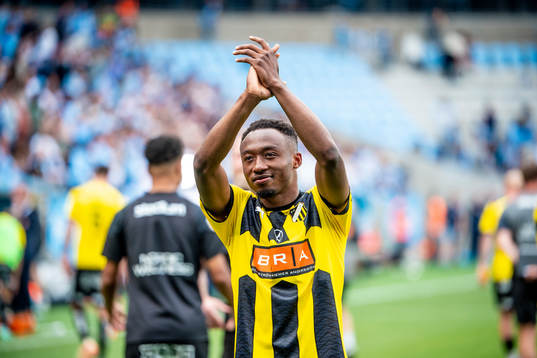 Häckens Benie Adama Traore tackar supportrarna