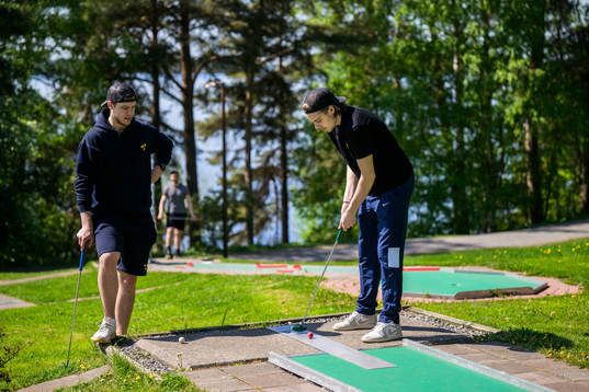 Goaltender Jesper Wallstedt and Leo Carlsson of Sweden play